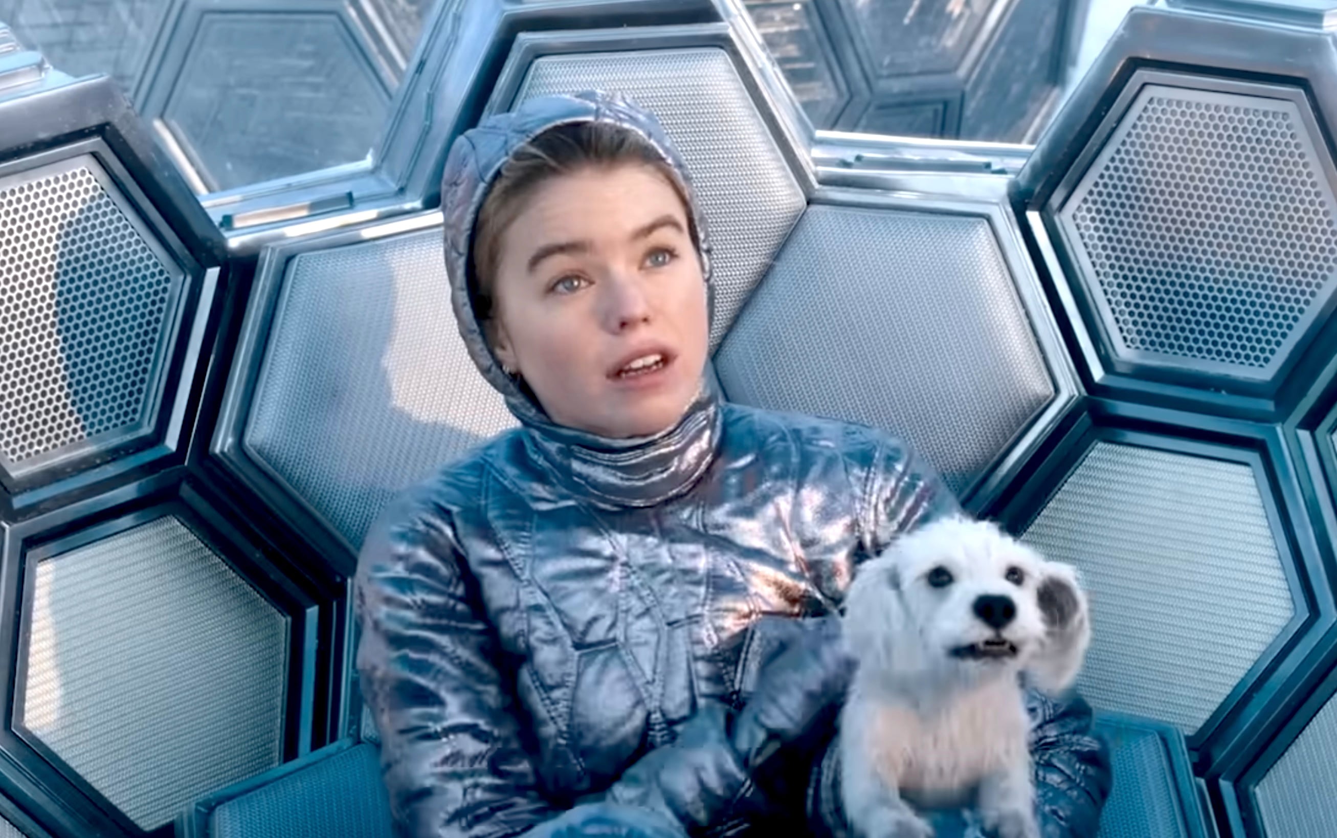 A still from Supergirl