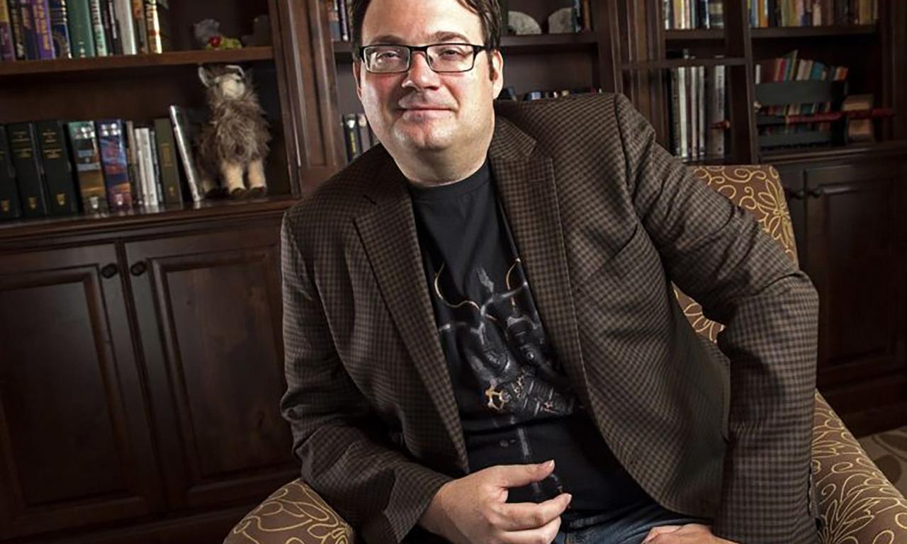 Brandon Sanderson