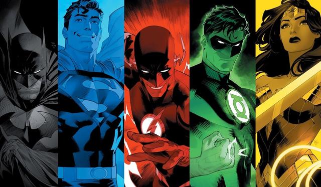Dark Crisis on Infinite Earths #7 by Dan Mora