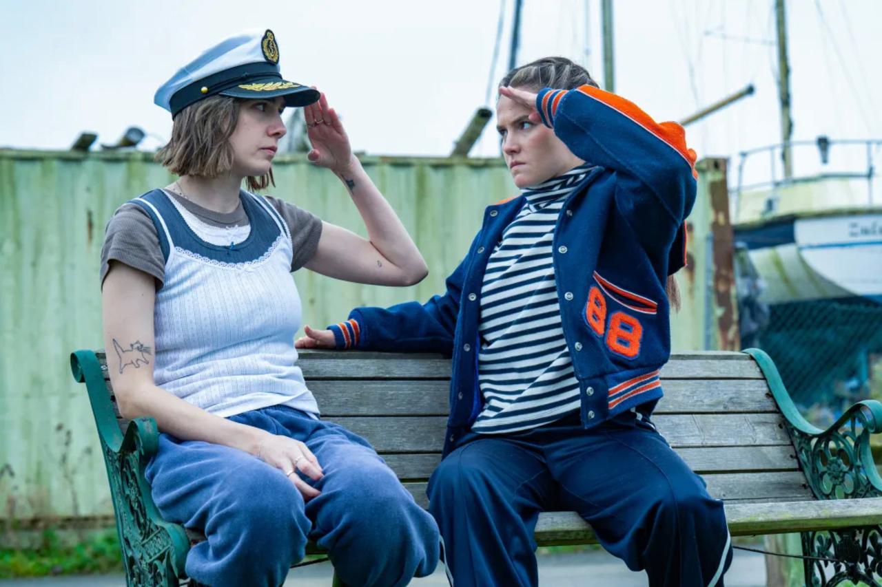 An image from season 2 of Such Brave Girls