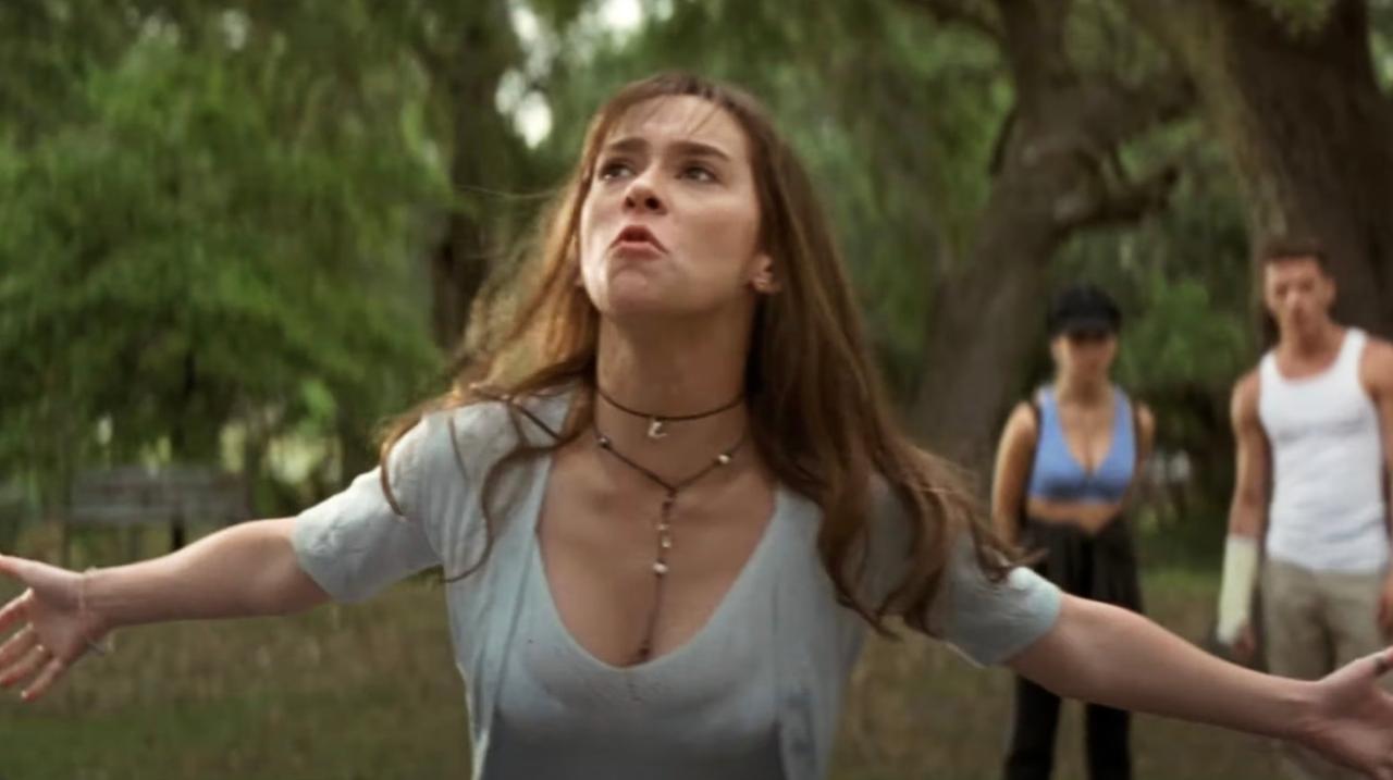 An image of Jennifer Love Hewitt in I Know What You Did Last Summer