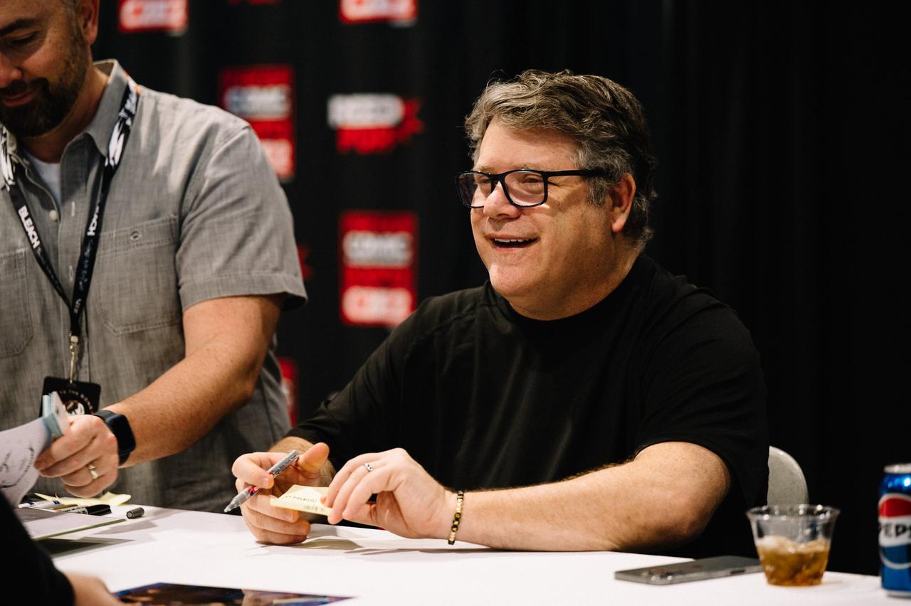 Sean Astin Signing 2025