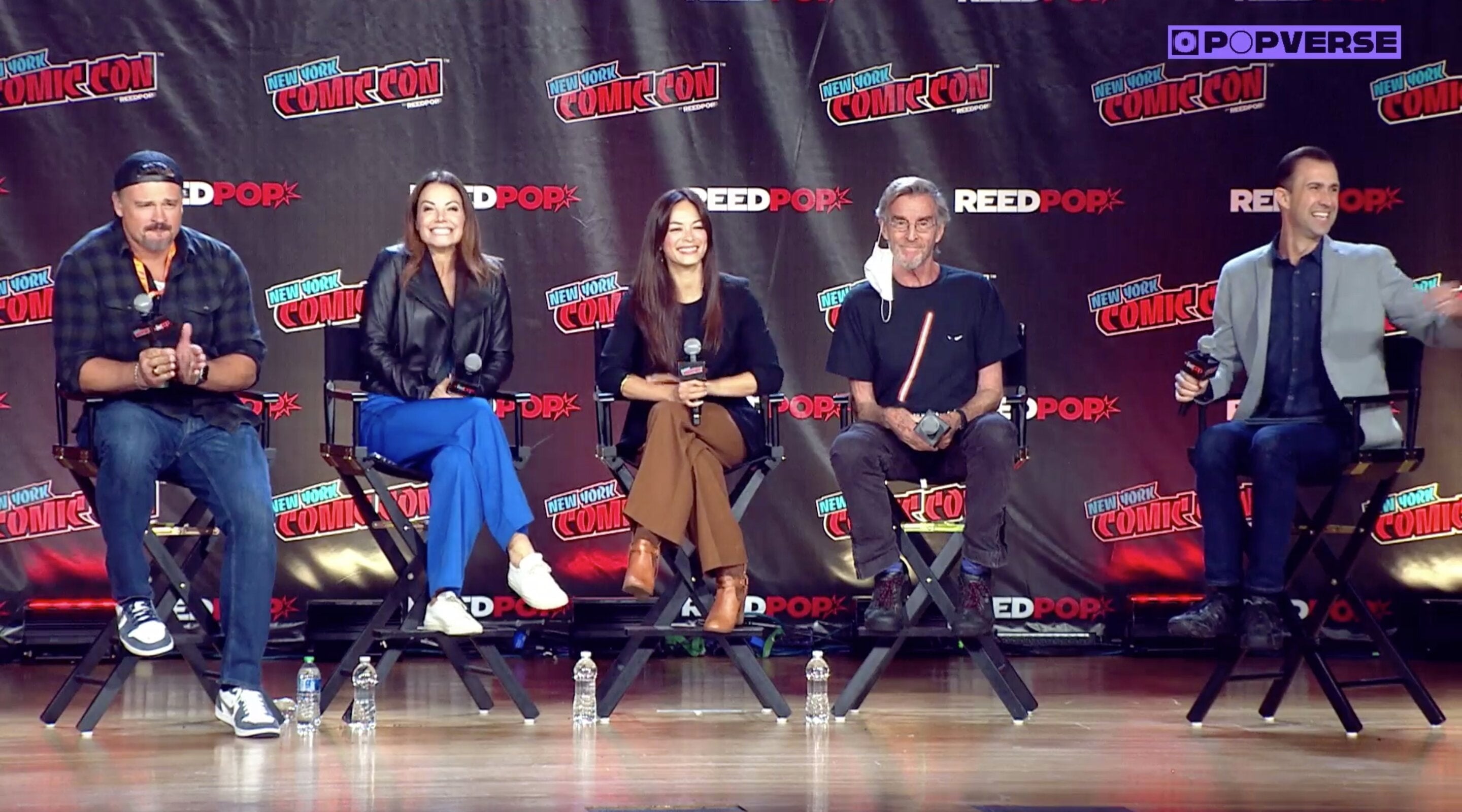 Smallville Stars Tom Welling Erica Durance John Glover And Kristin smallville-stars-tom-welling-erica-durance-john-glover-and-kristin